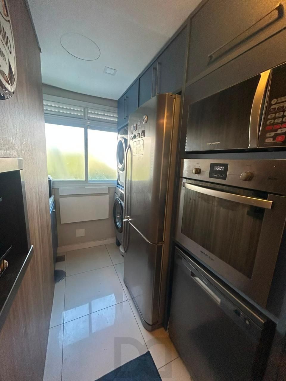 Apartamento com 3 quartos, 1 suíte, 2 vagas e elevador no bairro Petrópolis — foto 15