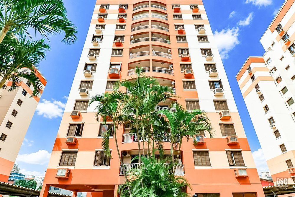 Apartamento de 3 quartos, elevador e 1 vaga no bairro Cristo Redentor — foto 1