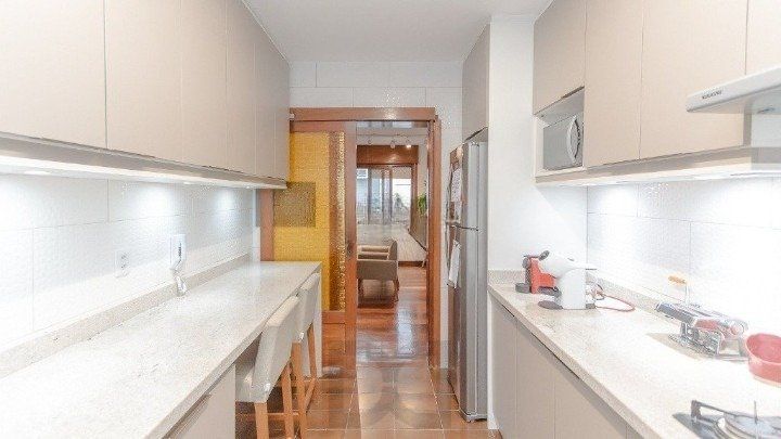 Apartamento com 3 quartos, 2 vagas e elevador no Petrópolis, Porto Alegre. — foto 6
