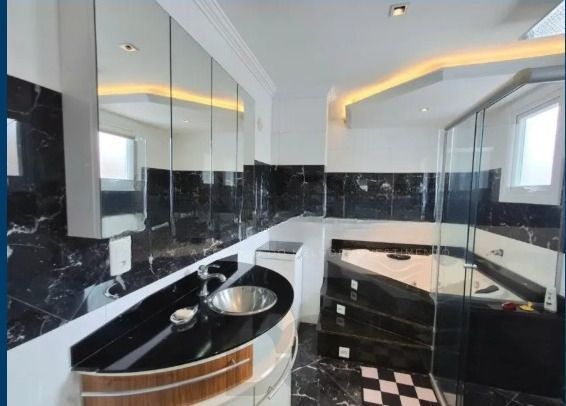 Casa com 4 Quartos, 3 suítes, 4 vagas e 600 m² privativos no Jardim Lindóia. — foto 46