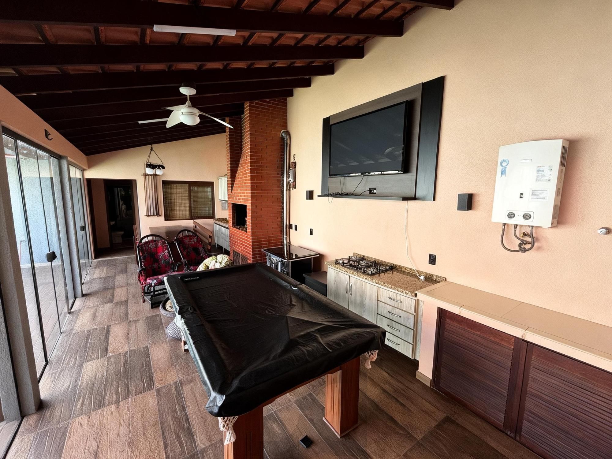 Casa com 4 quartos, piscina, vaga, churrasqueira e Sacada no bairro Jardim Itu — foto 39