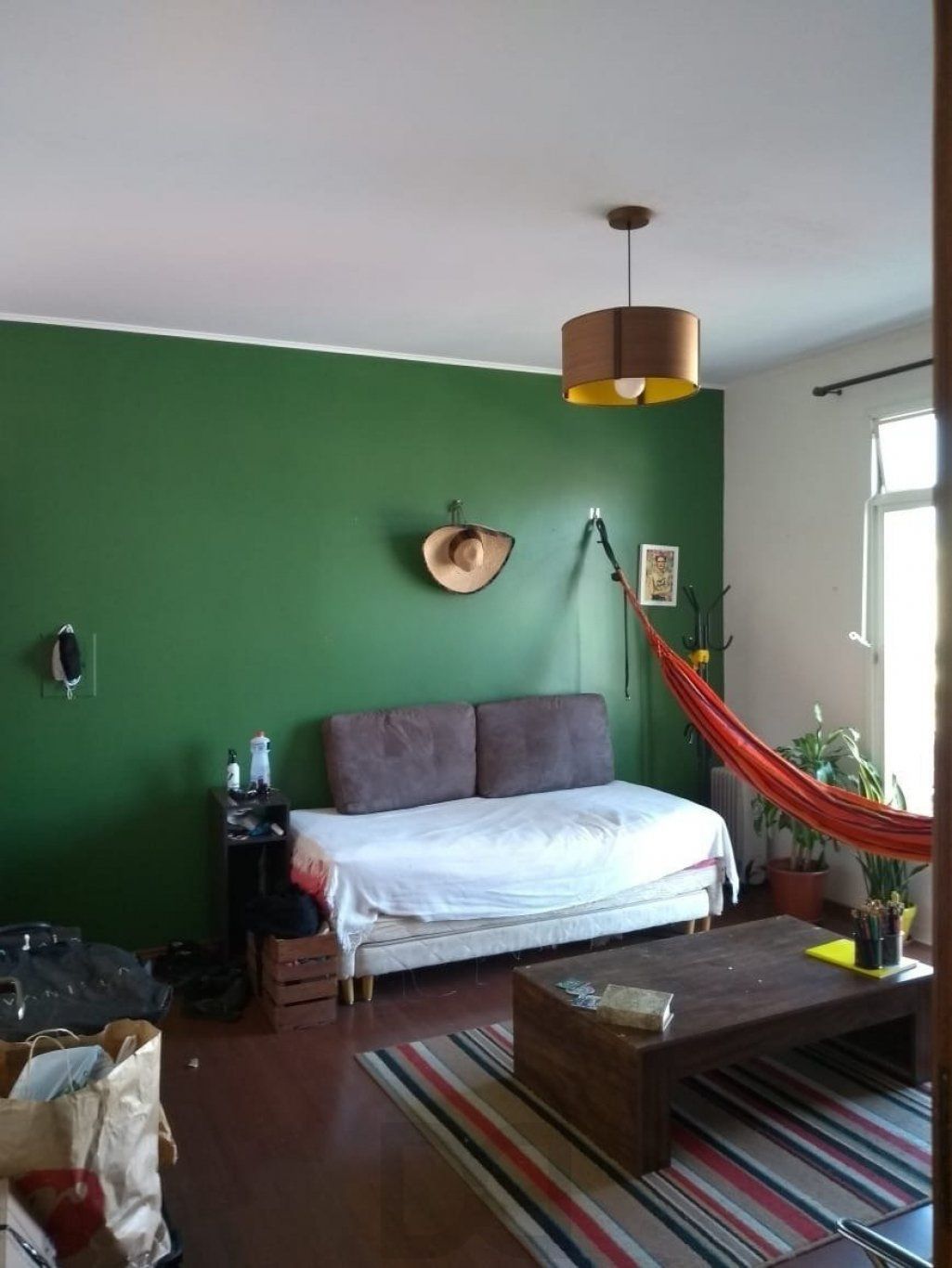 Apartamento de 2 dormitórios, sacada e churrasqueira no bairro Menino Deus — foto 3