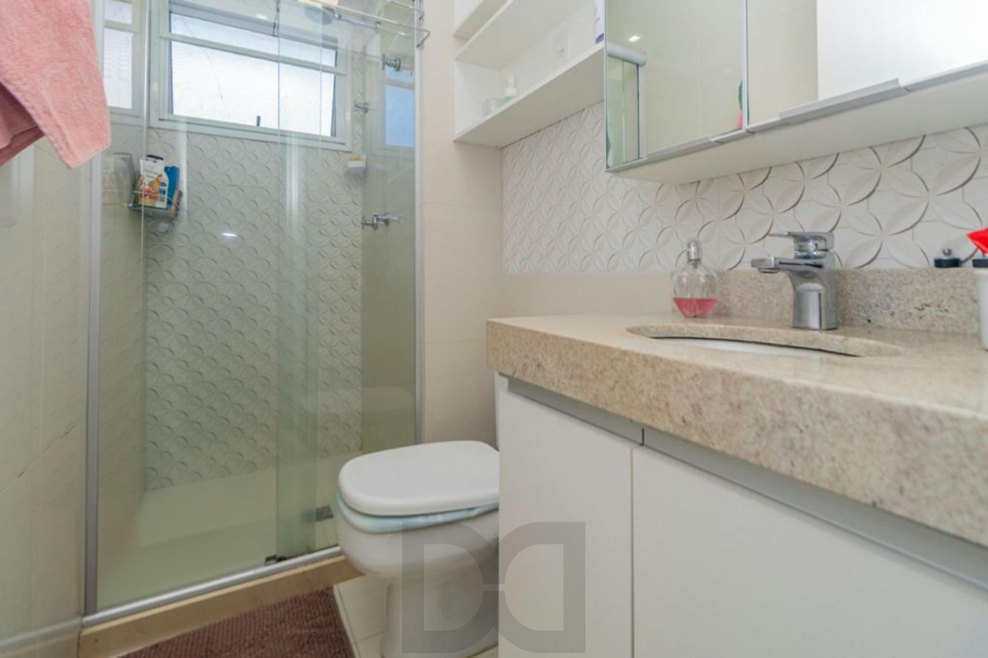 Apartamento 2 Dormitórios com Vaga e Piscina no Cristal em Porto Alegre — foto 11
