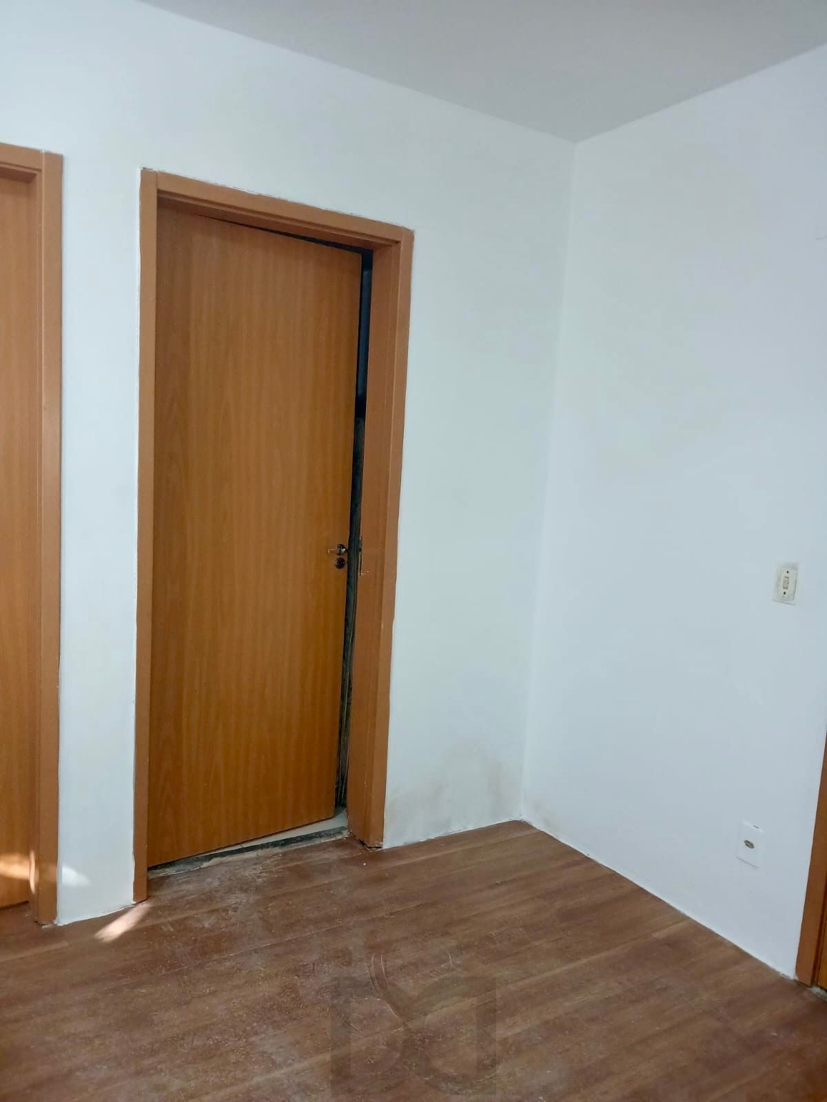 Apartamento térreo de 1 dormitório com 1 vaga coberta e fixa Bairro Santa Fé — foto 6