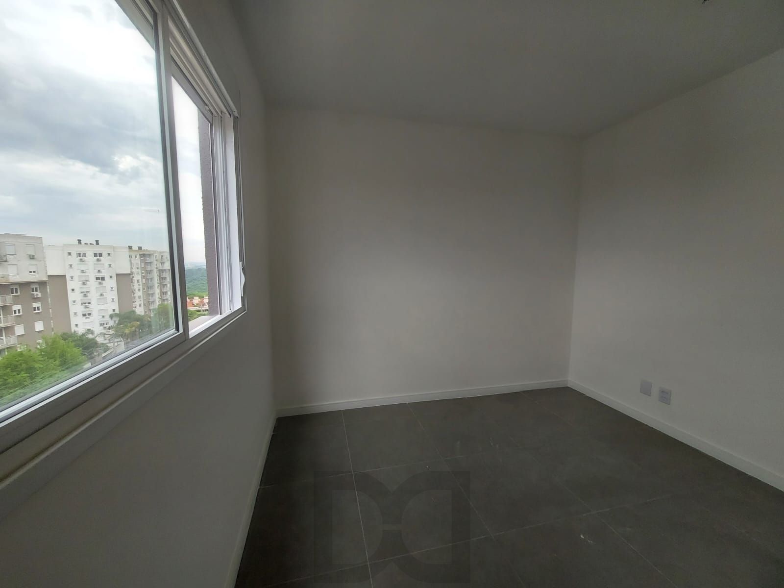 Apartamento de 2 quartos, suíte, elevador e 1vaga no bairro Jardim Sabará — foto 30