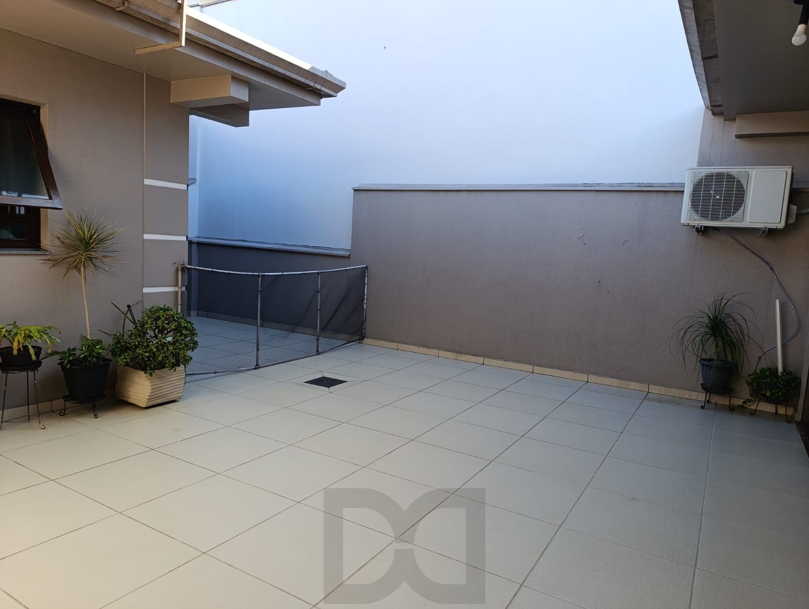 Casa de 3 quartos,suíte,churrasqueira, 3 vagas no bairro Sarandi — foto 35