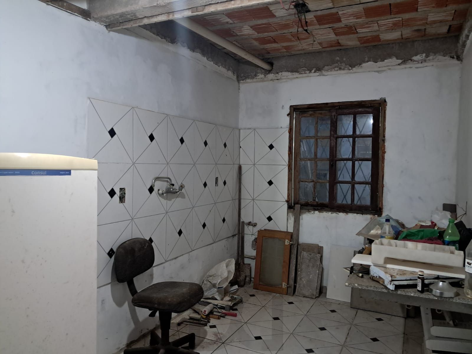 Sobrado de 2 quartos, suíte e 2 vagas no bairro Ponta Grossa. — foto 5