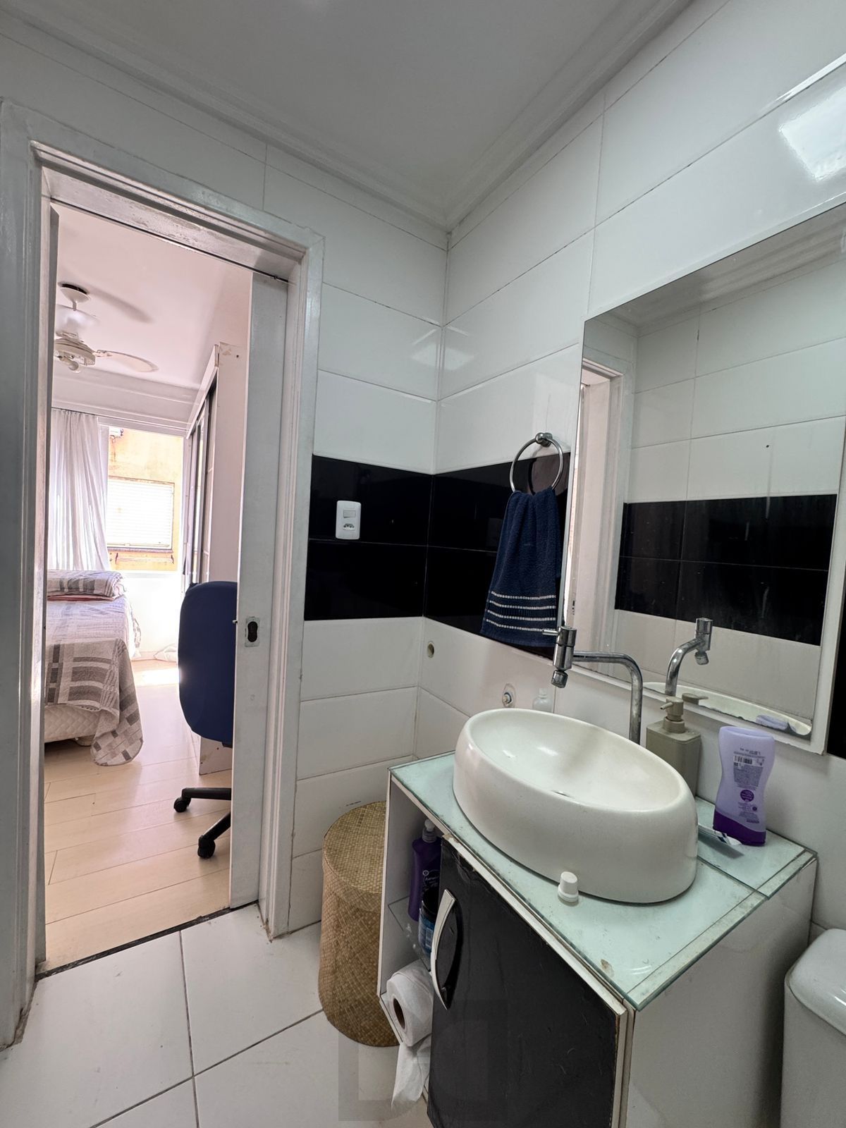 Apartamento 1 dormitório Semi mobiliado Bairro Jardim Leopoldina Porto Alegre — foto 13