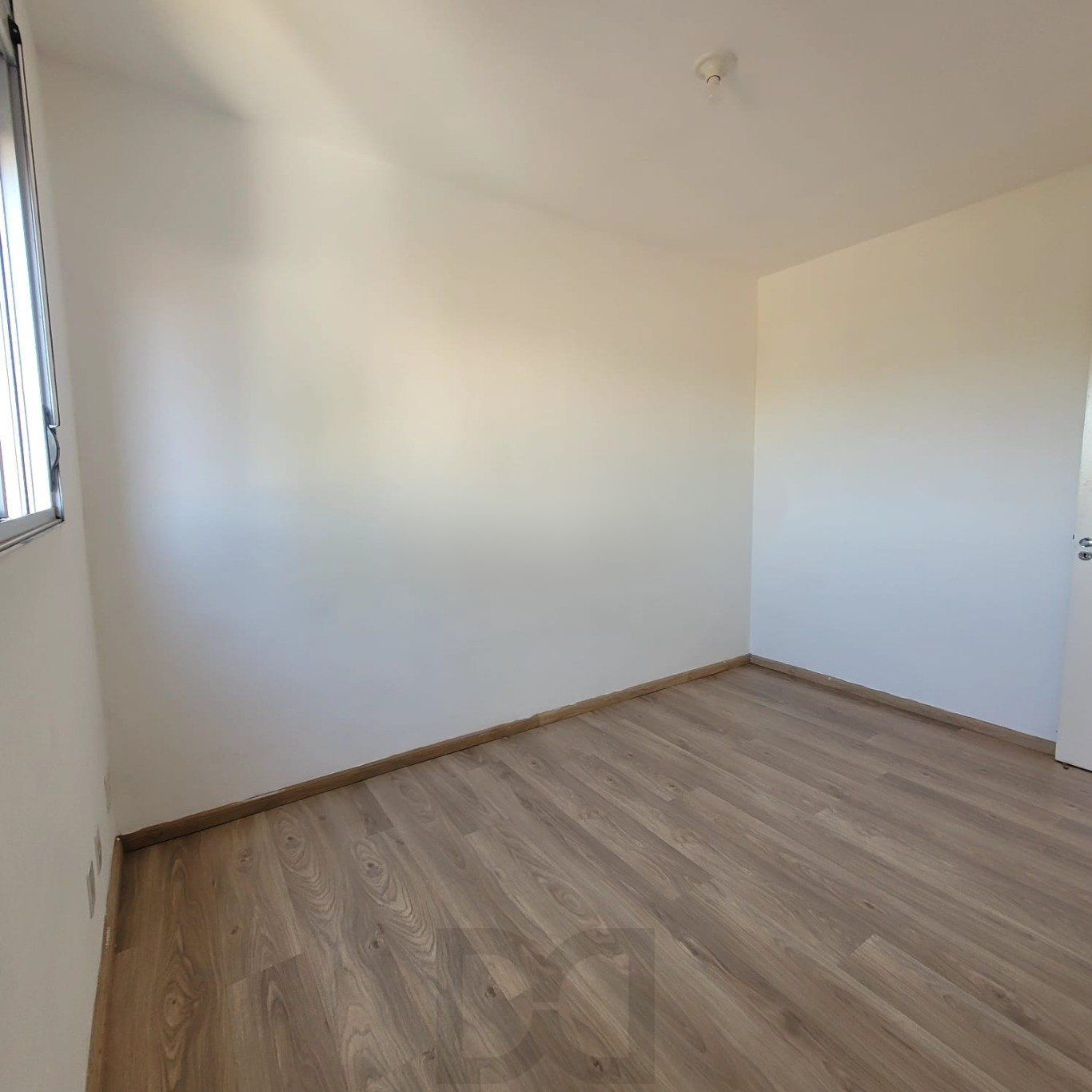 Apartamento de 3 quartos, sacada, 1 vaga no bairro Jardim Planalto. — foto 10