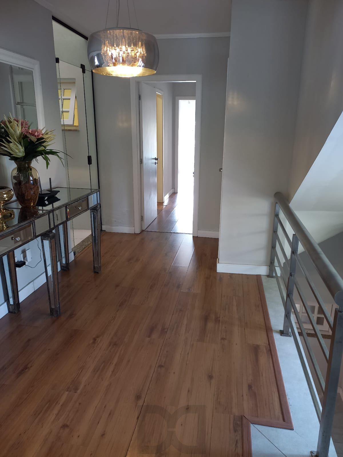 Casa com 4 dormitórios no Bairro Chácara das Pedras — foto 33