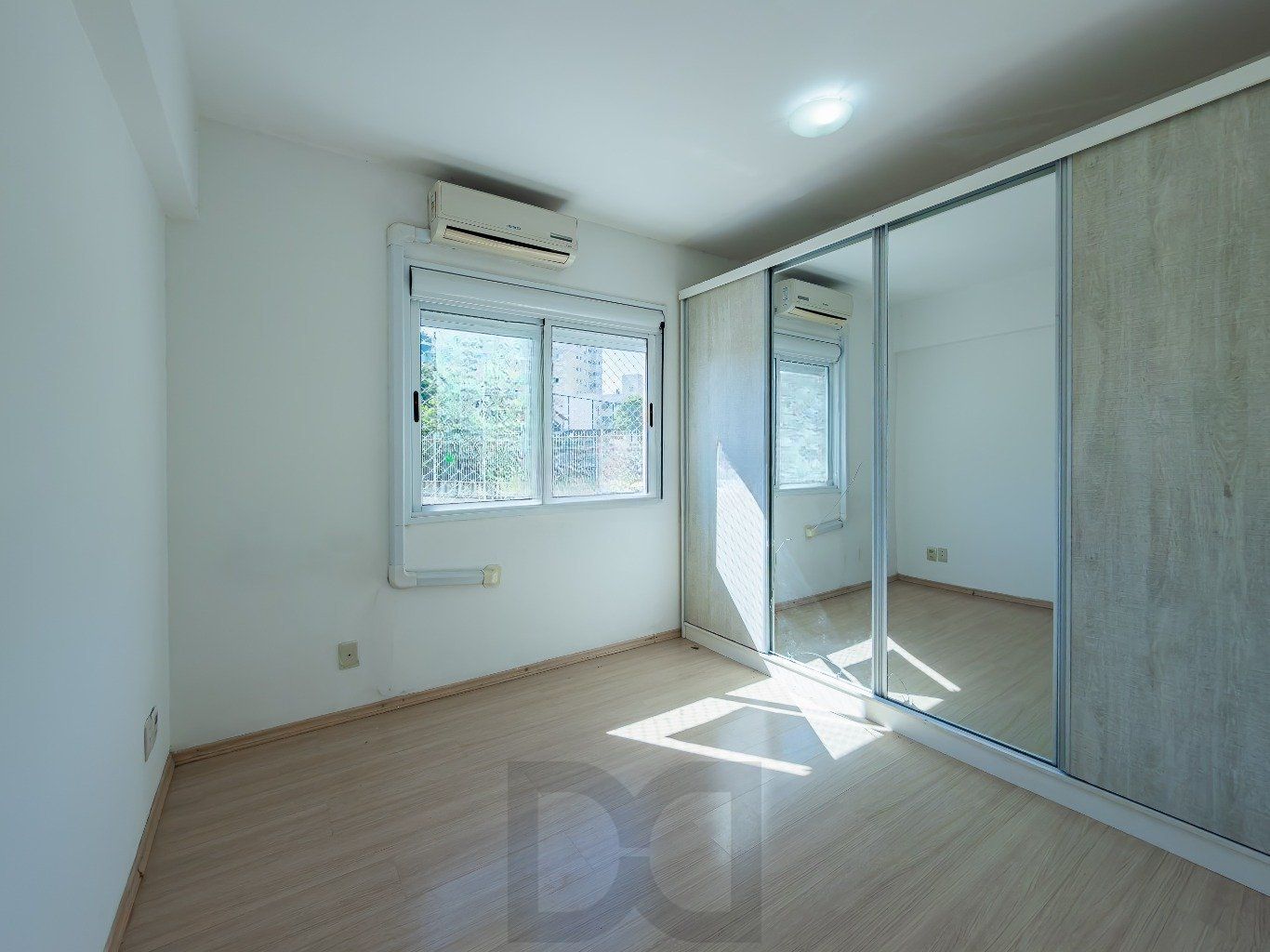 Apartamento 3 quartos, vaga, elevador, gas central no bairro Vila Ipiranga. — foto 9