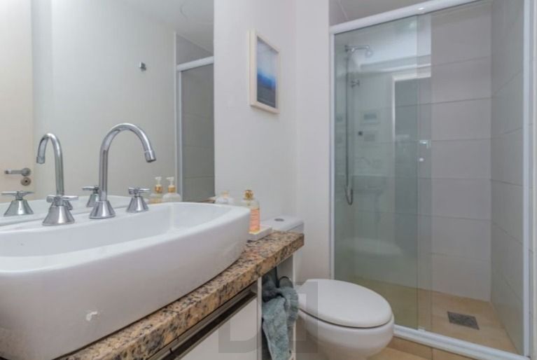Apartamento de 3 quartos, suíte, elevador e 1 vaga no bairro Azenha — foto 17
