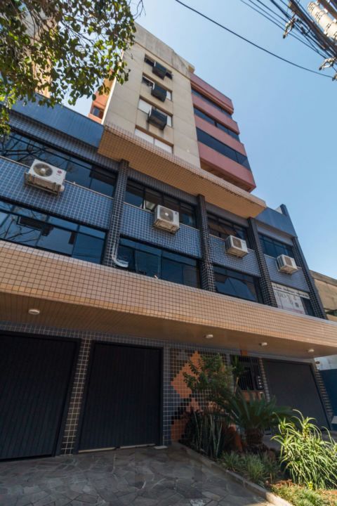 Cobertura com 4 quartos, 1 suíte e 2 vagas no bairro Passo da Areia. — foto 52