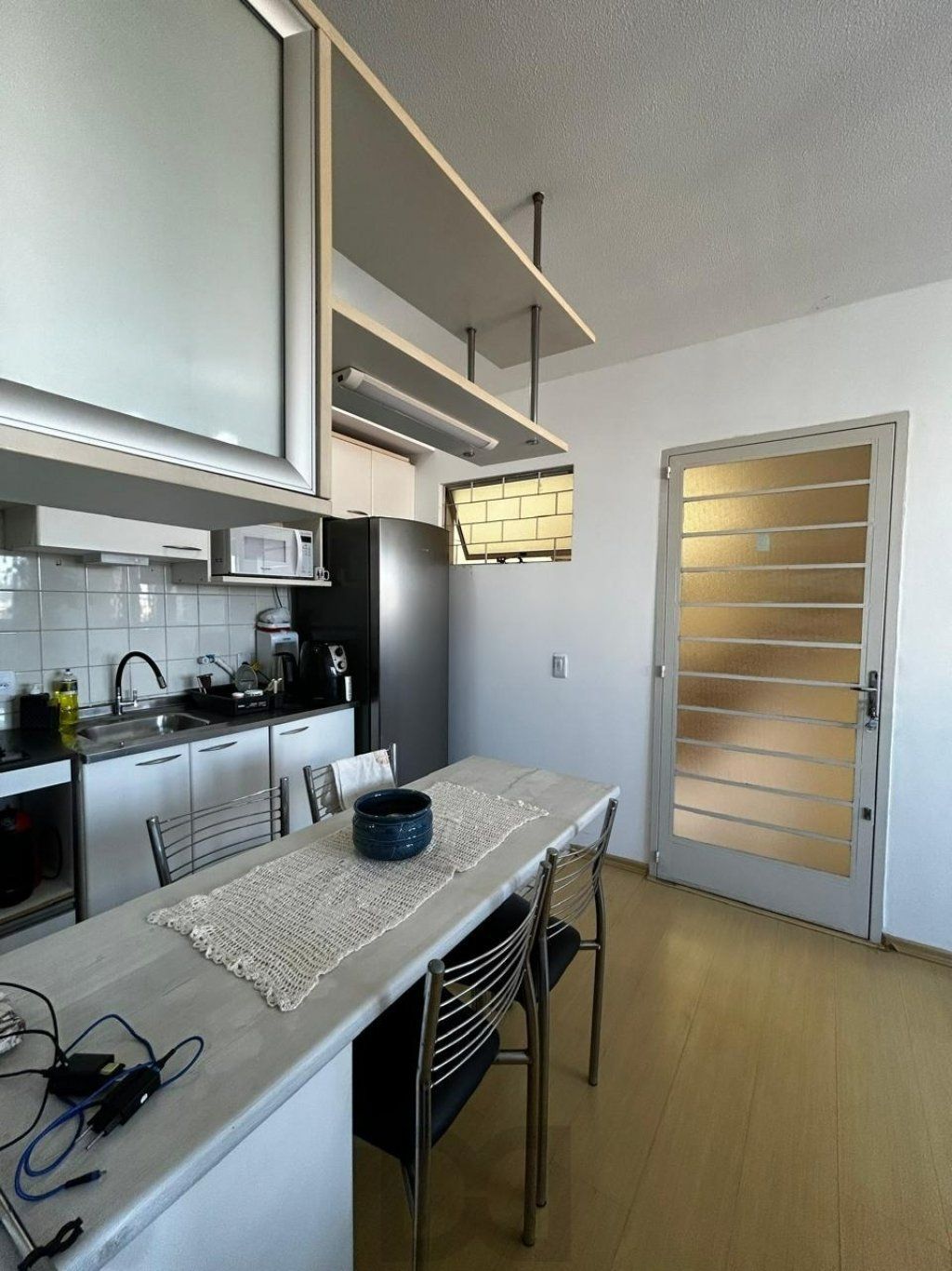 Apartamento de 2 quartos, elevador e 1 vaga no bairro Sarandi — foto 1