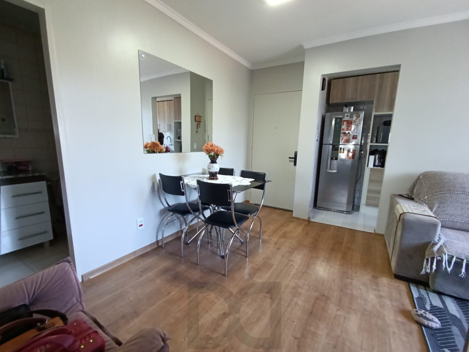 Apartamento semi mobiliado de 3 quartos e 1 vaga no bairro Sarandi. — foto 12