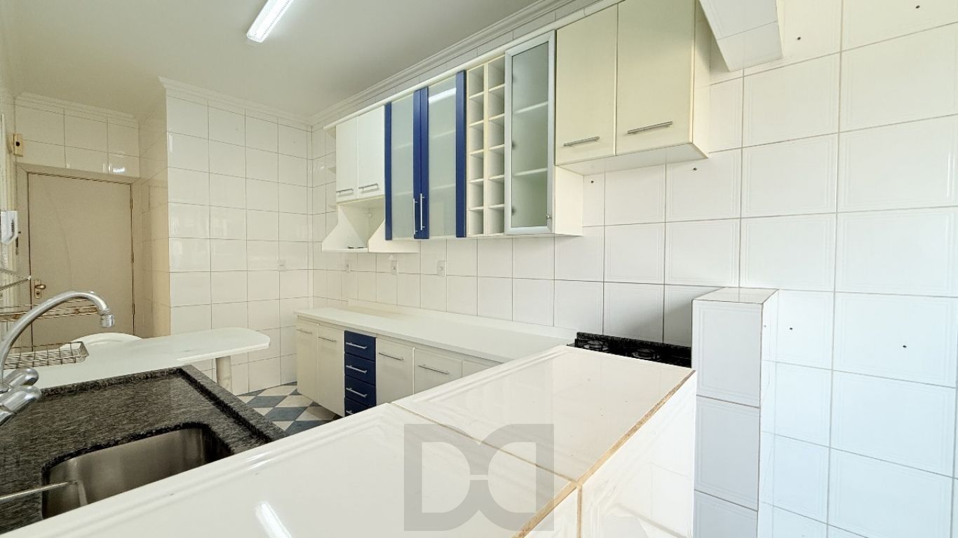 Apartamento de 3 dormitórios,1 suíte, 1 vaga, elevador no bairro Jardim Lindóia — foto 7