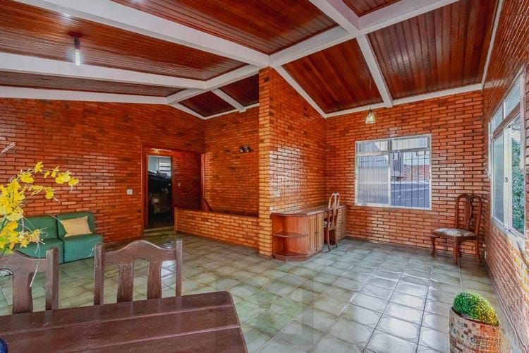 Casa com 6 quartos, 2 vagas e pátio no Bairro Higienópolis — foto 36