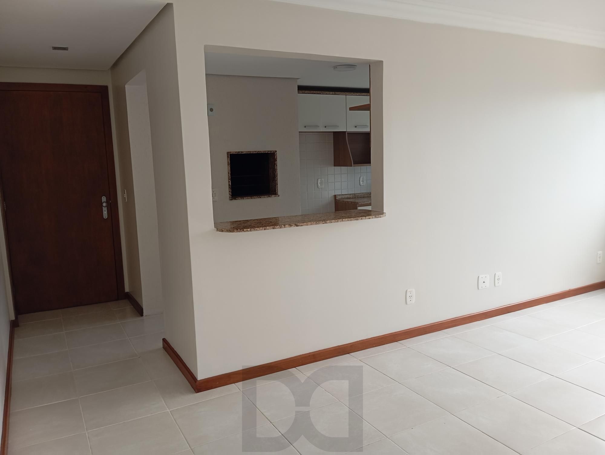 Apartamento com 2 Dormitórios, Vaga Dupla e Elevador no Floresta — foto 10