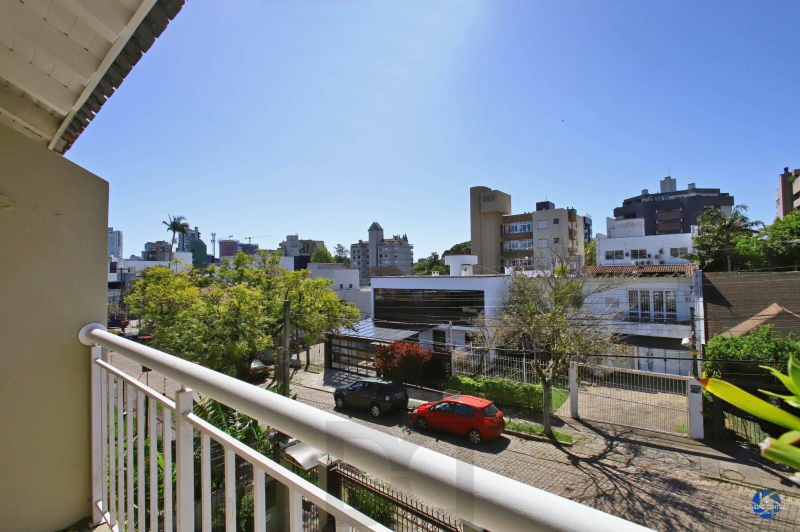 Casa com 4 dormitórios no Bairro Chácara das Pedras — foto 47