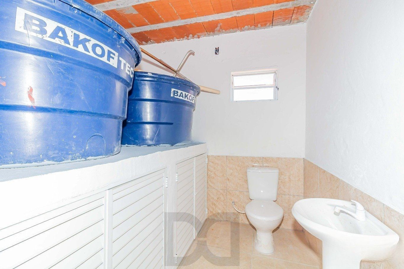 Prédio Comercial á venda com 2 salas e terraço no bairro Menino Deus — foto 30