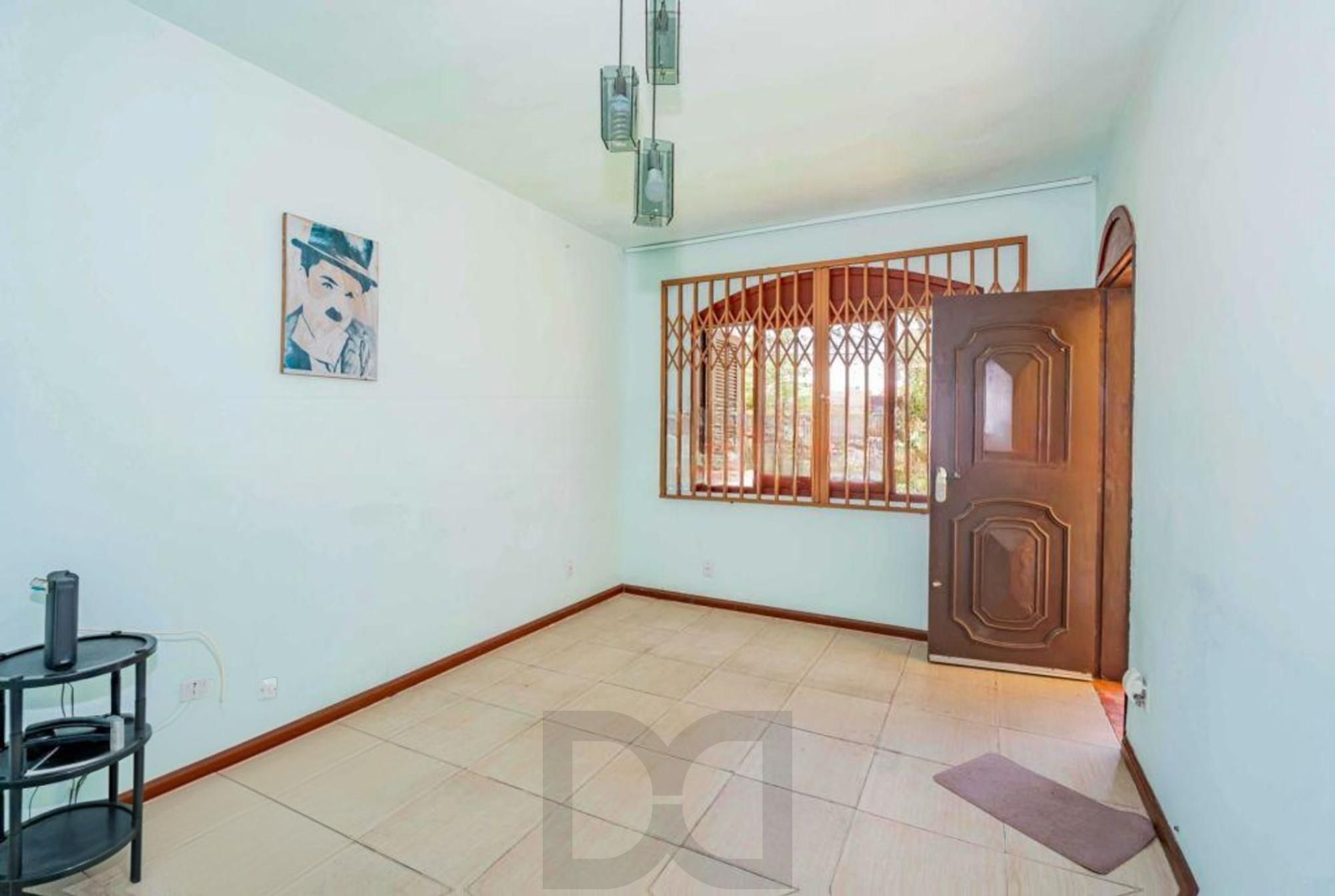 Casa de 2 quartos, 2 banheiros,pátio,churrasqueira, 7 vagas no bairro Guarujá. — foto 20