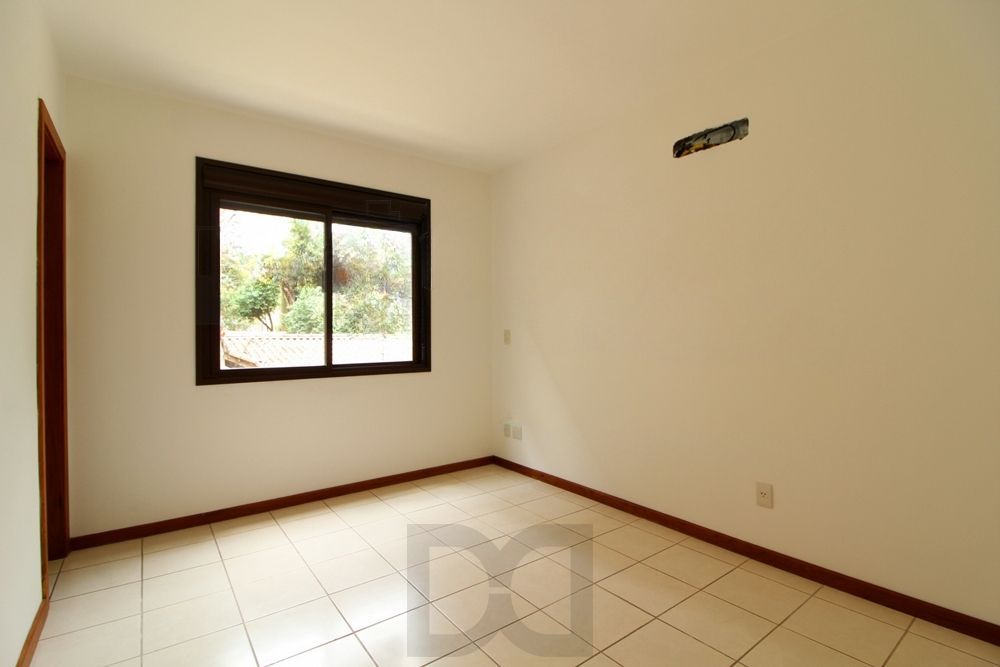 Apartamento com 2 quartos, 1 suíte e 1 vaga e elevador no Bairro Bom Fim. — foto 8