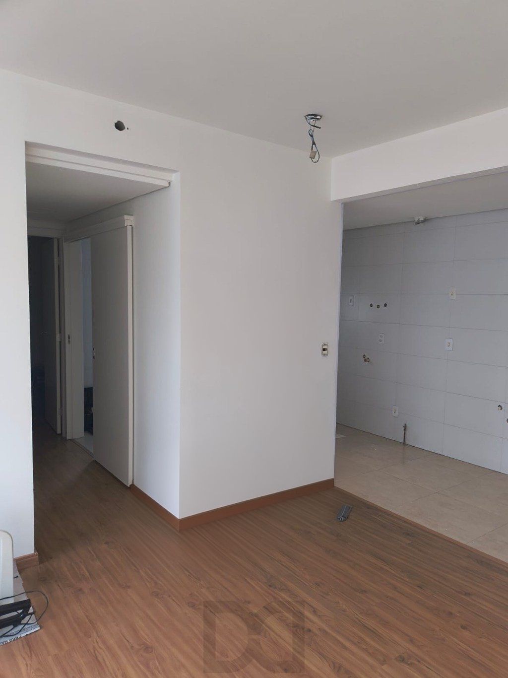 Apartamento de 2 quartos, elevador e 1 vaga no bairro Jardim Leopoldina. — foto 3