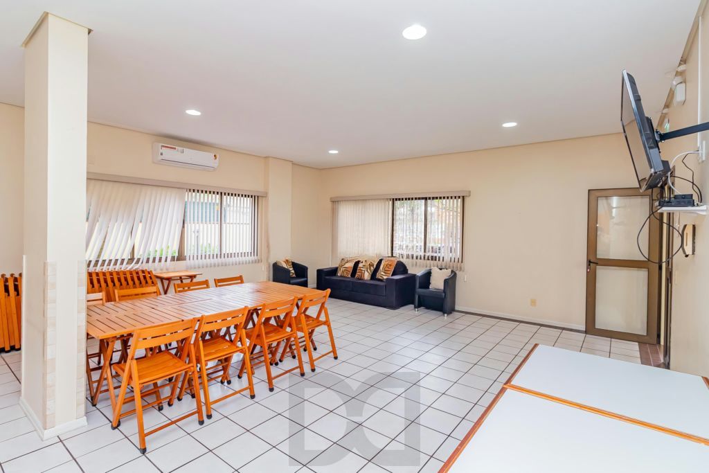 Apartamento com 3 quartos, vaga e elevador no Bairro Menino Deus — foto 29