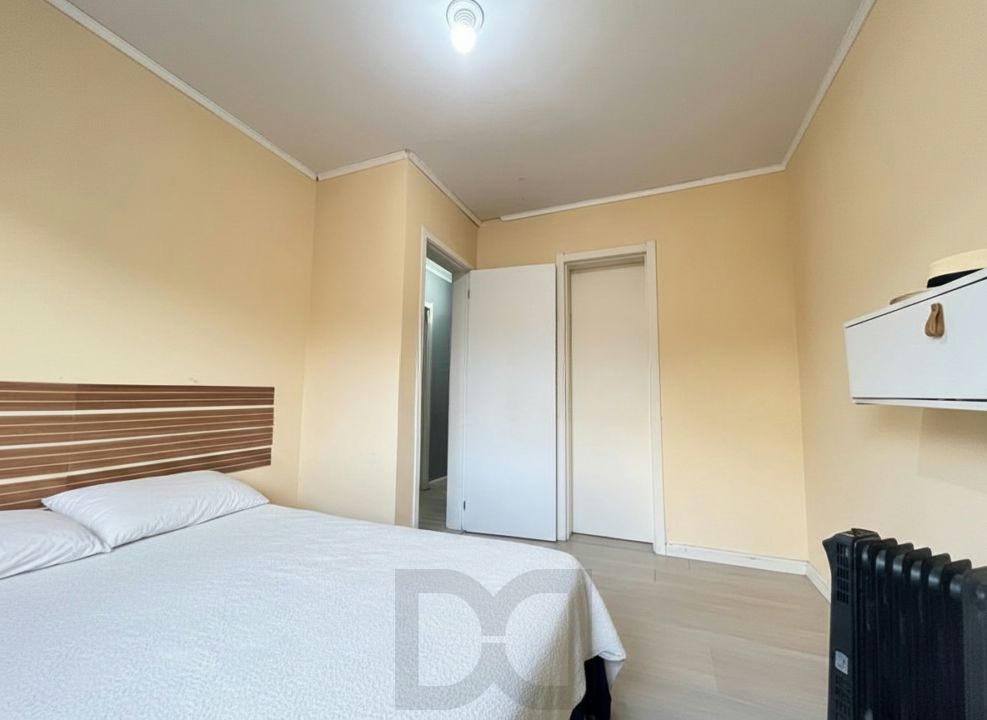 Apartamento 3 quartos, 1 vaga, elevador e piscina no bairro Cristal — foto 9