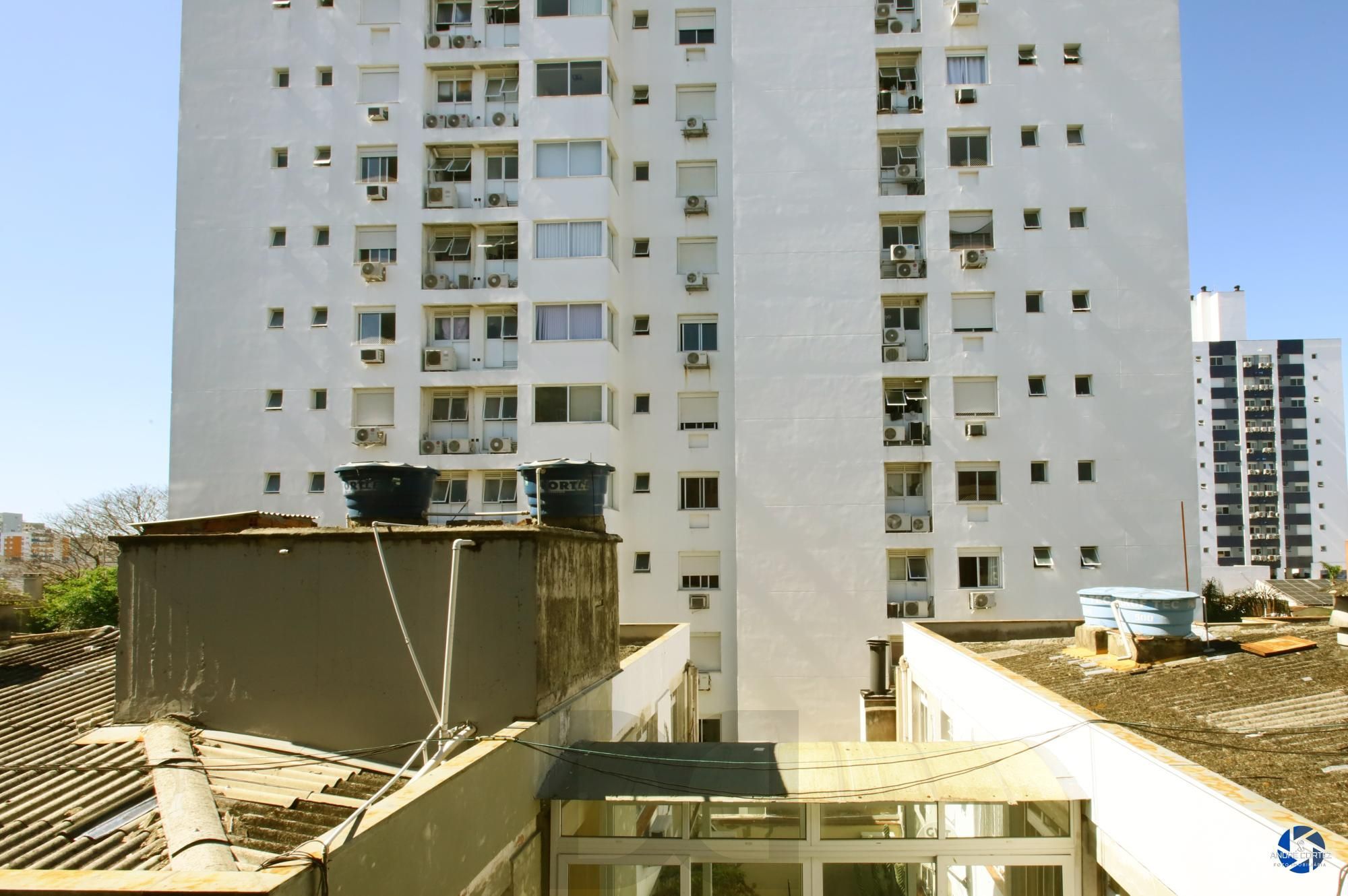 Cobertura com 3 dormitórios, 2 vagas e elevador no Bairro Santana. — foto 22