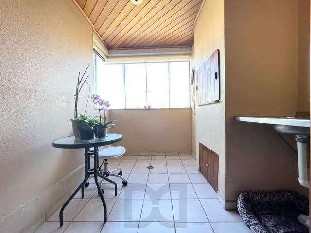 Apartamento de 2 dormitórios, elevador no bairro Petrópolis Porto alegre. — foto 5