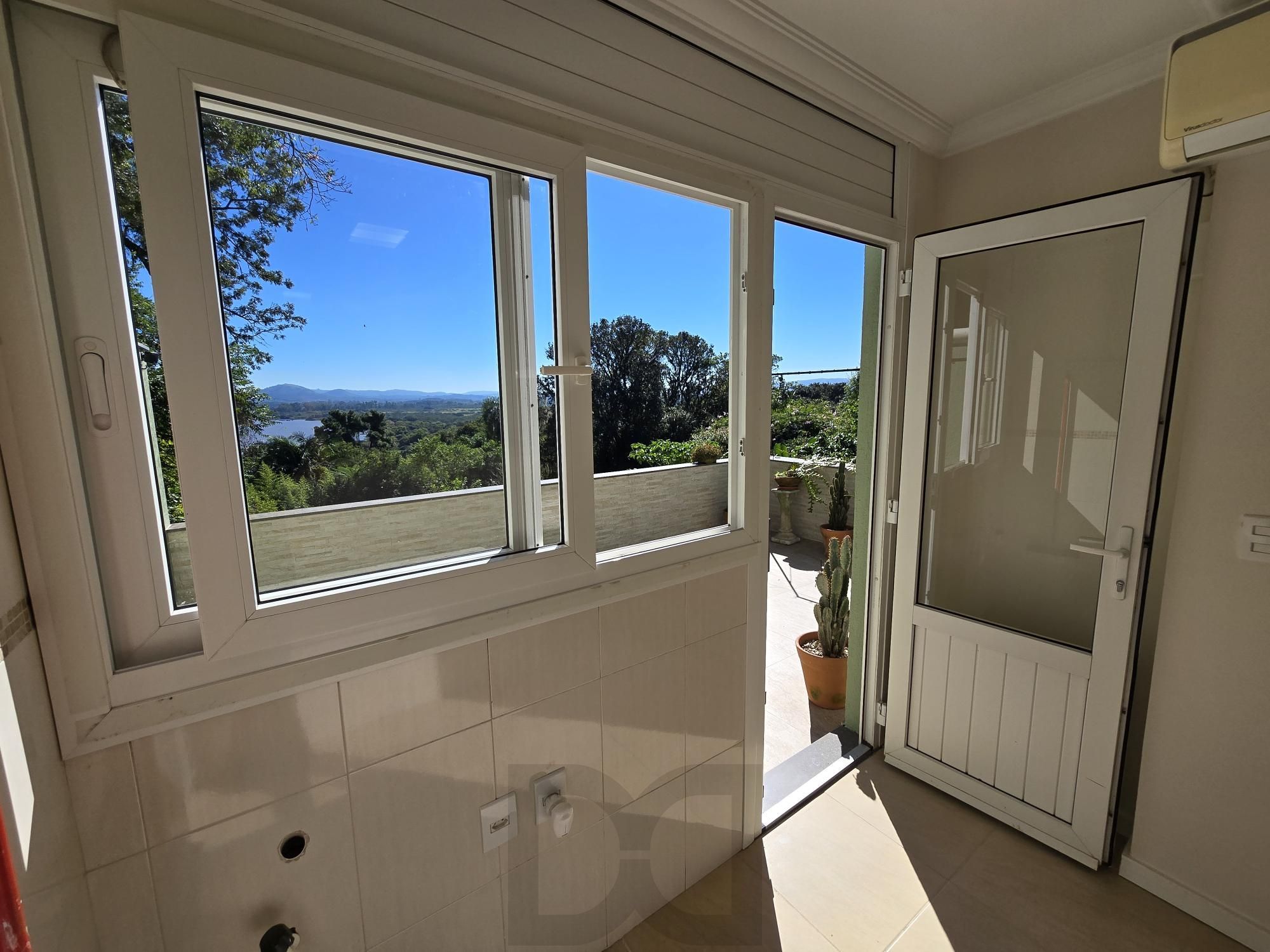 Casa 3 dormitórios, 1 suíte, 4 vagas 210 m² privativos no Belém Novo. — foto 22