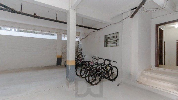 Apartamento com 3 quartos, 2 vagas e elevador no Petrópolis, Porto Alegre. — foto 25
