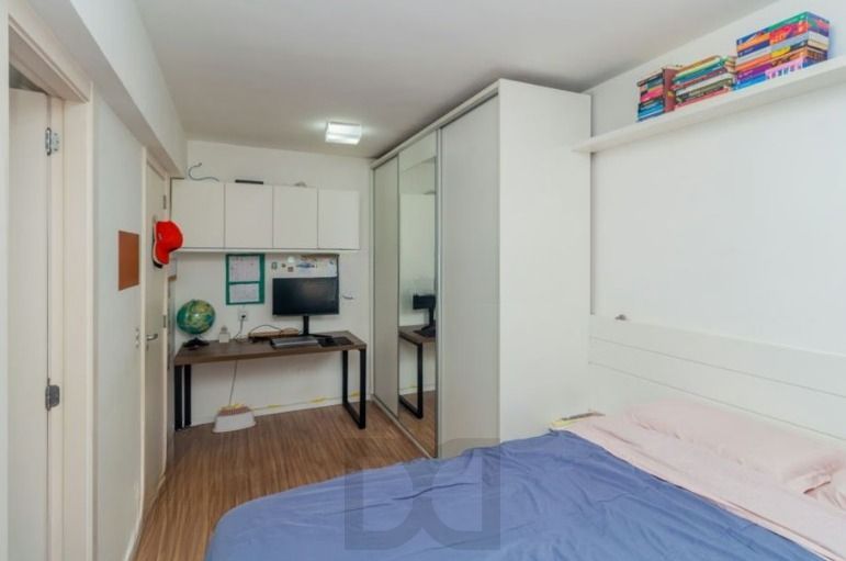 Apartamento de 3 quartos, suíte, elevador e 1 vaga no bairro Azenha — foto 11