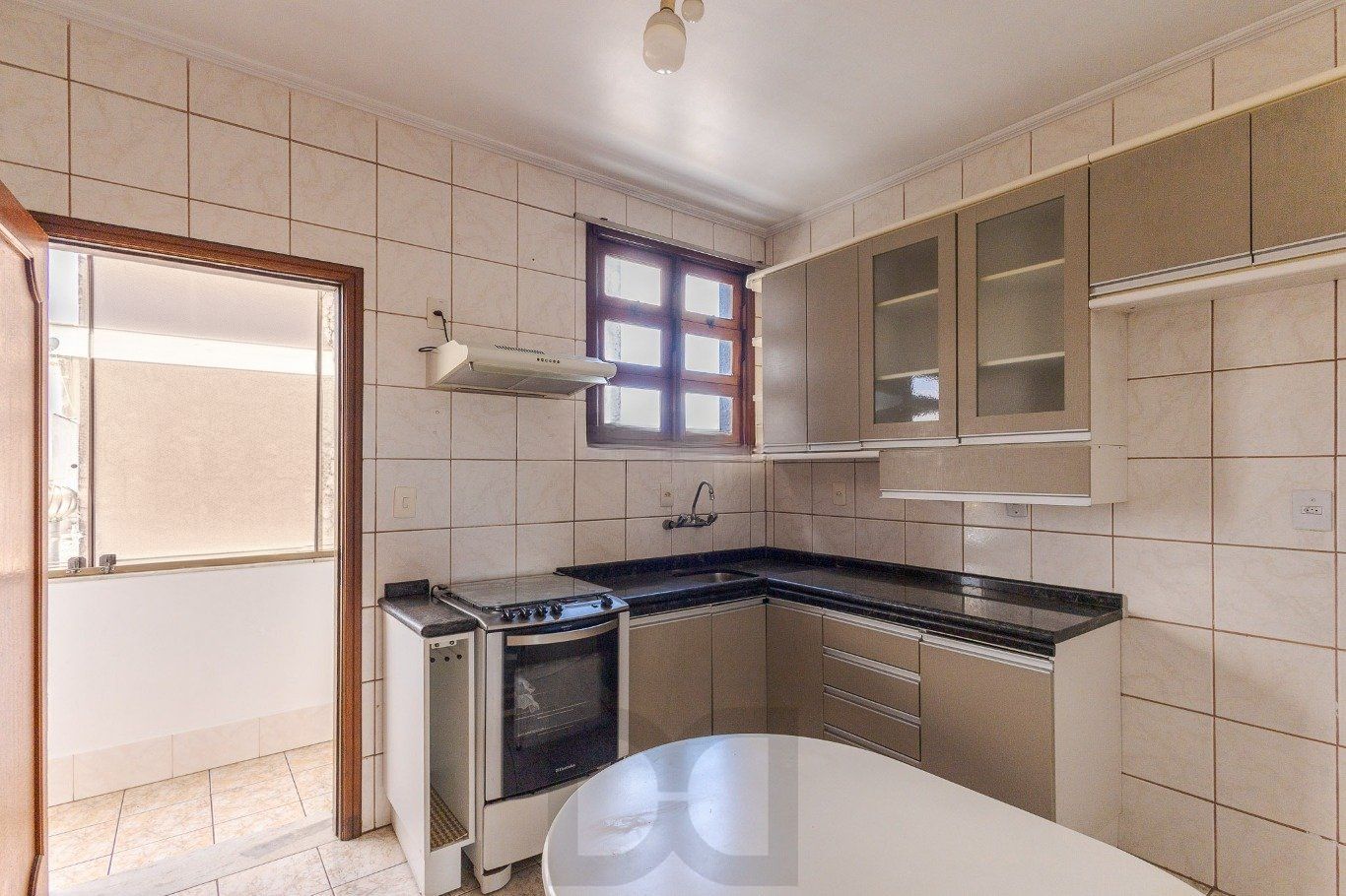Cobertura com 4 quartos, 1 suíte e 2 vagas no bairro Passo da Areia. — foto 20