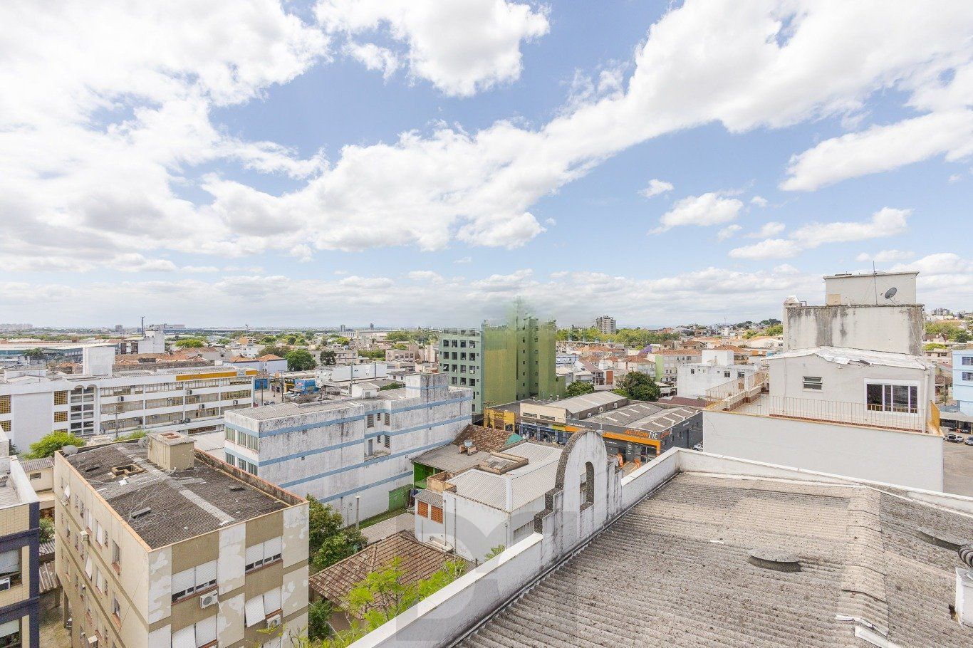 Cobertura com 4 quartos, 1 suíte e 2 vagas no bairro Passo da Areia. — foto 31
