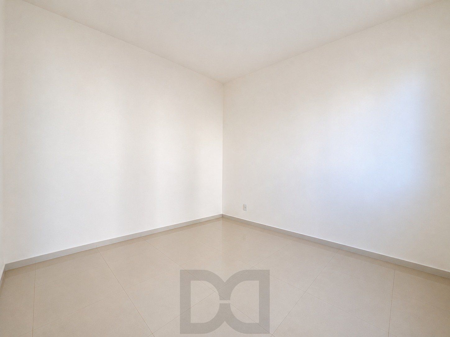 Apartamento Térreo com 3 quartos, vaga, piscina e elevador no bairro Humaitá. — foto 7