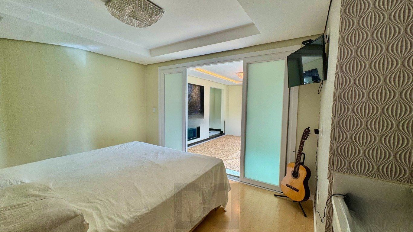 Casa com 4 Quartos, 3 suítes, 4 vagas e 600 m² privativos no Jardim Lindóia. — foto 40