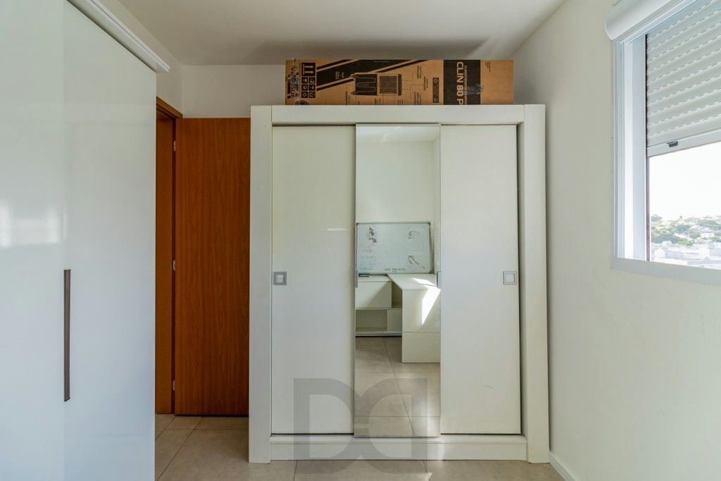 Apartamento 2 dormitórios, 1 vaga e elevador á venda no Morro Santana. — foto 19
