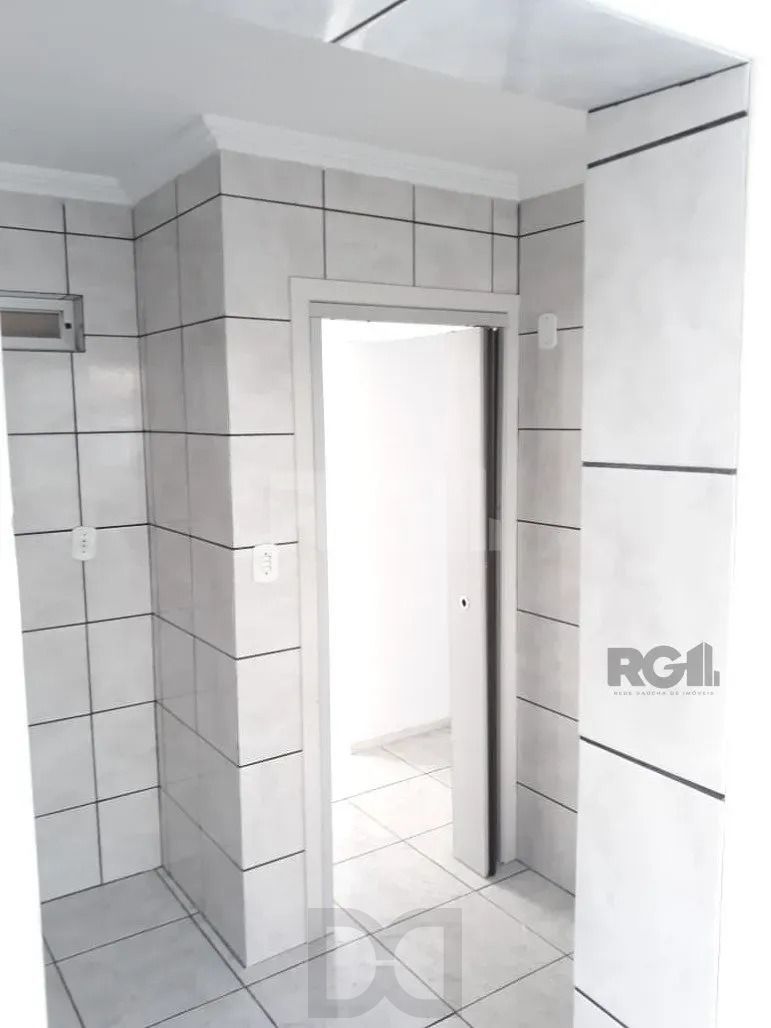 Apartamento 2 Dormitórios e elevador no Centro Histórico — foto 5