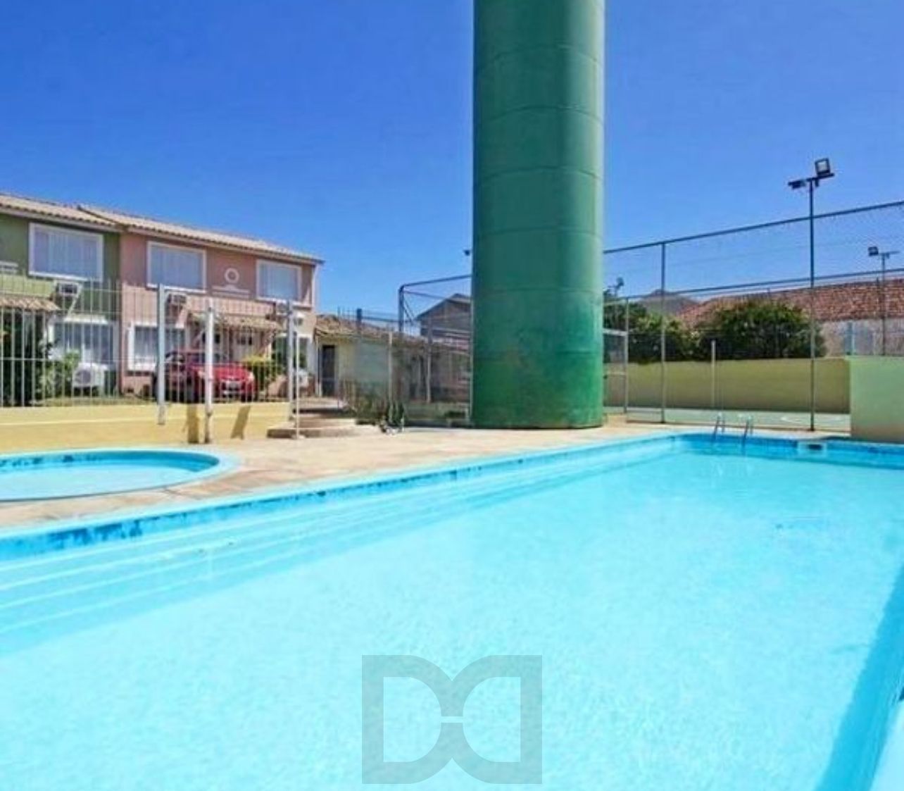 Casa com 2 Quartos e 1 banheiro à Venda, 91 m² Sarandi por R$ 250mil — foto 2