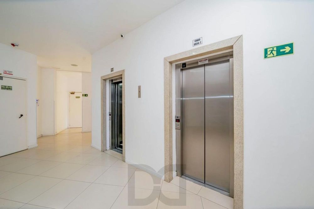 Apartamento de 3 quartos, suíte, elevador e 1 vaga no bairro Vila Ipiranga. — foto 13