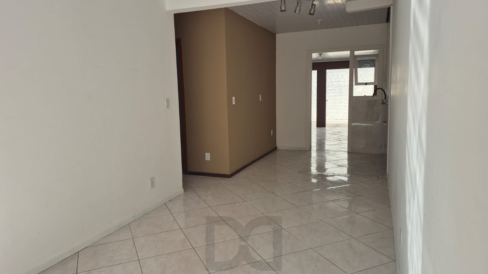 Casa à venda com 2 quartos 75 m² na Hipica — foto 4