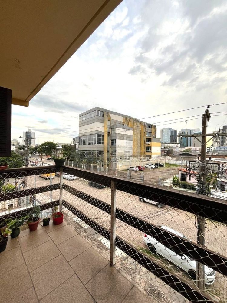 Apartamento com 1 Suite, sacada e 1 vaga de garagem no bairro Cidade Baixa — foto 26