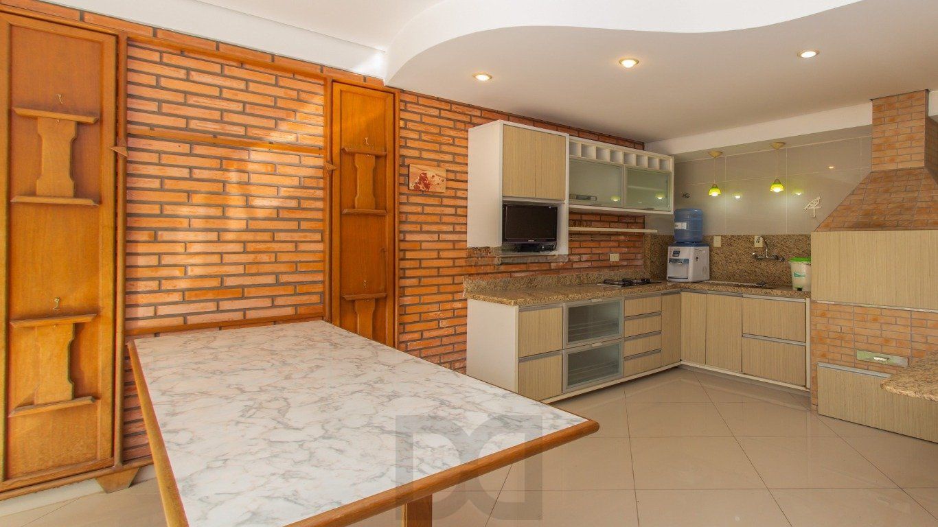 Casa 3 Dorm com Suíte e 4 Vagas no Jardim do Salso Próx PUCRS — foto 25