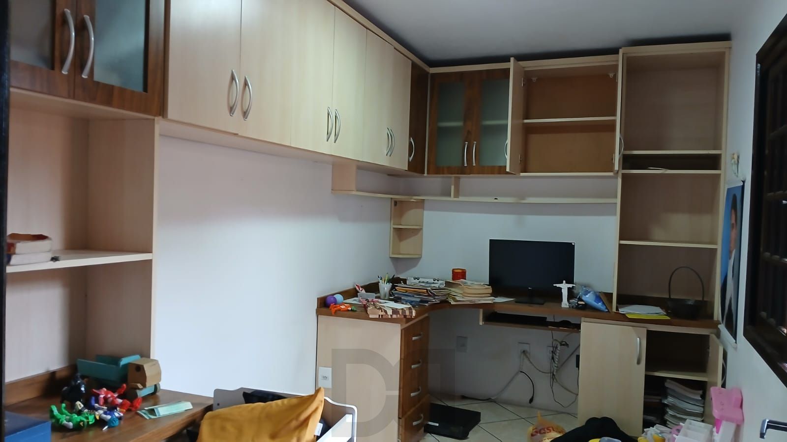 Casa de 3 dormitórios, 1 suíte, 2 vagas, churrasqueira e pátio no Navengantes. — foto 13