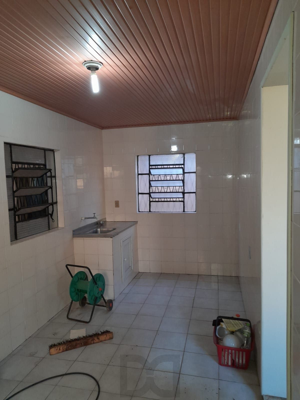 Casa em terreno com 335 metros quadrados no Bairro Jardim Itu — foto 5