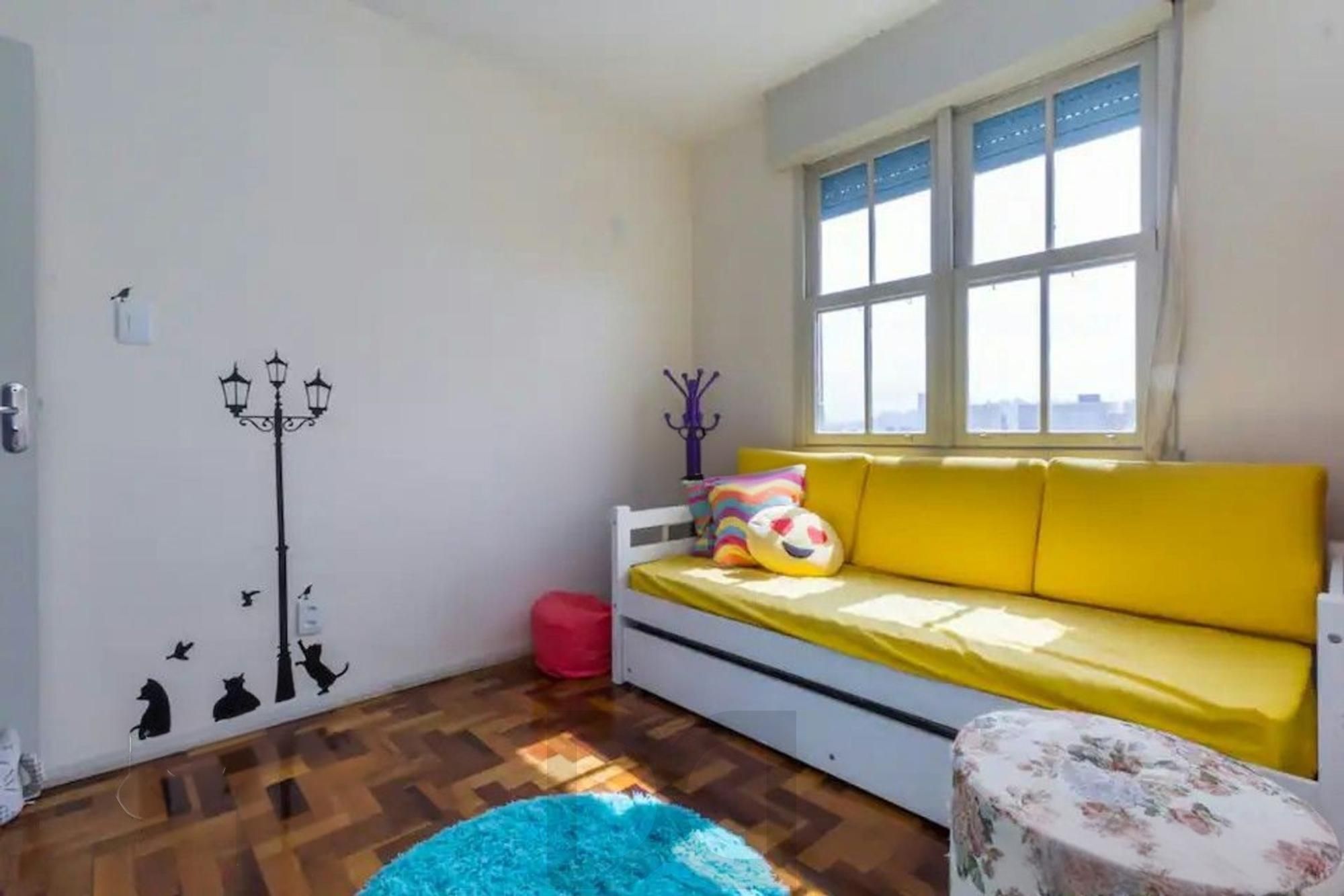 Apartamento 2 Dormitórios com Elevador à Venda na Azenha – Porto Alegre — foto 8