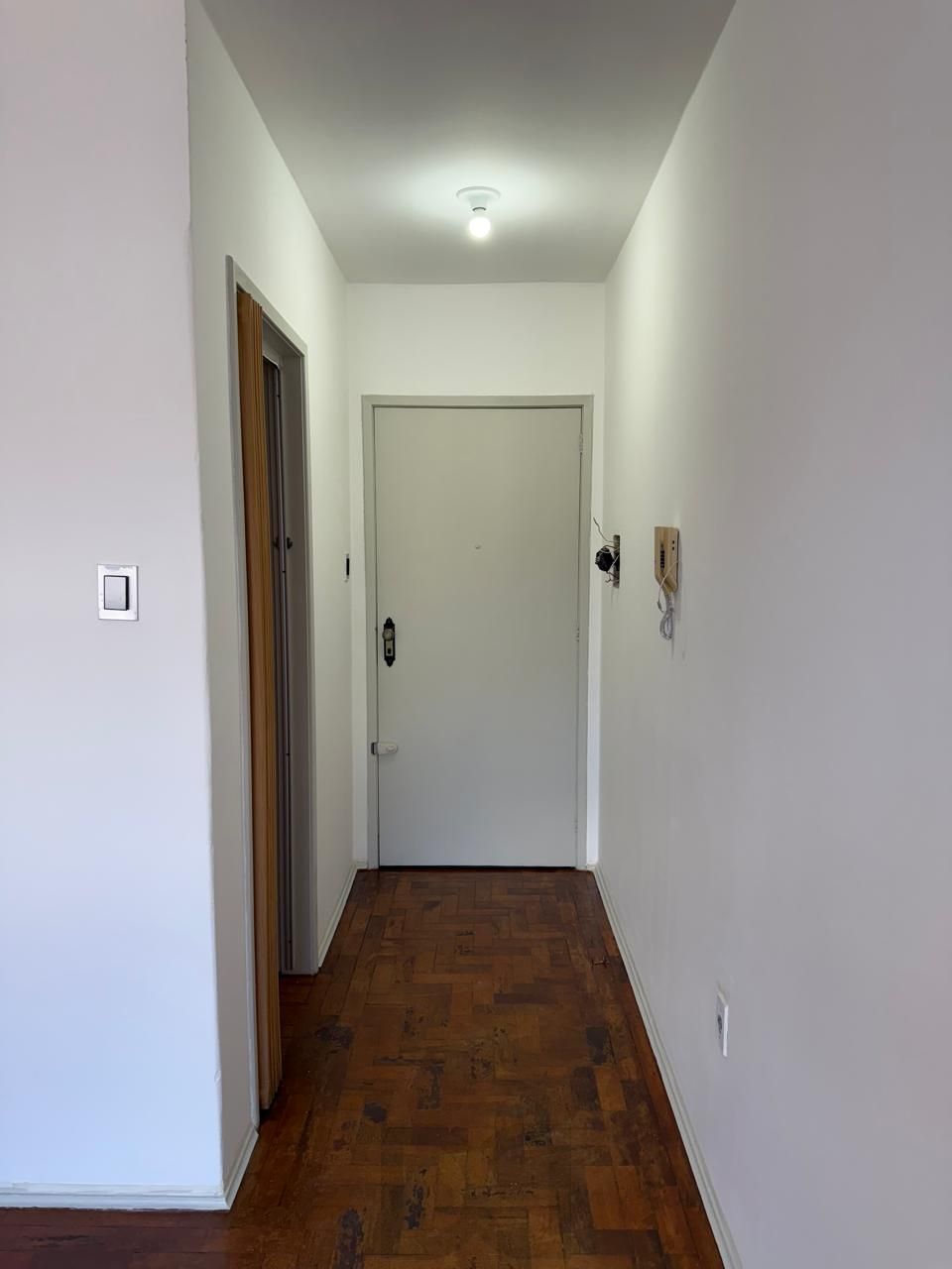 Apartamento 2 Quartos com Vaga no Bairro Medianeira — foto 8