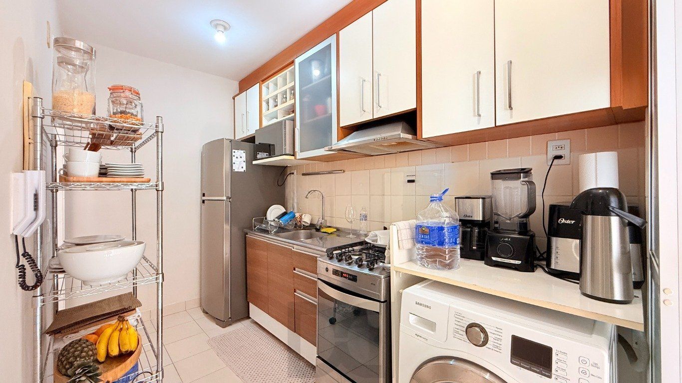 Apartamento 3 Dormitórios com Suíte e 2 Vagas na Vila Ipiranga — foto 8